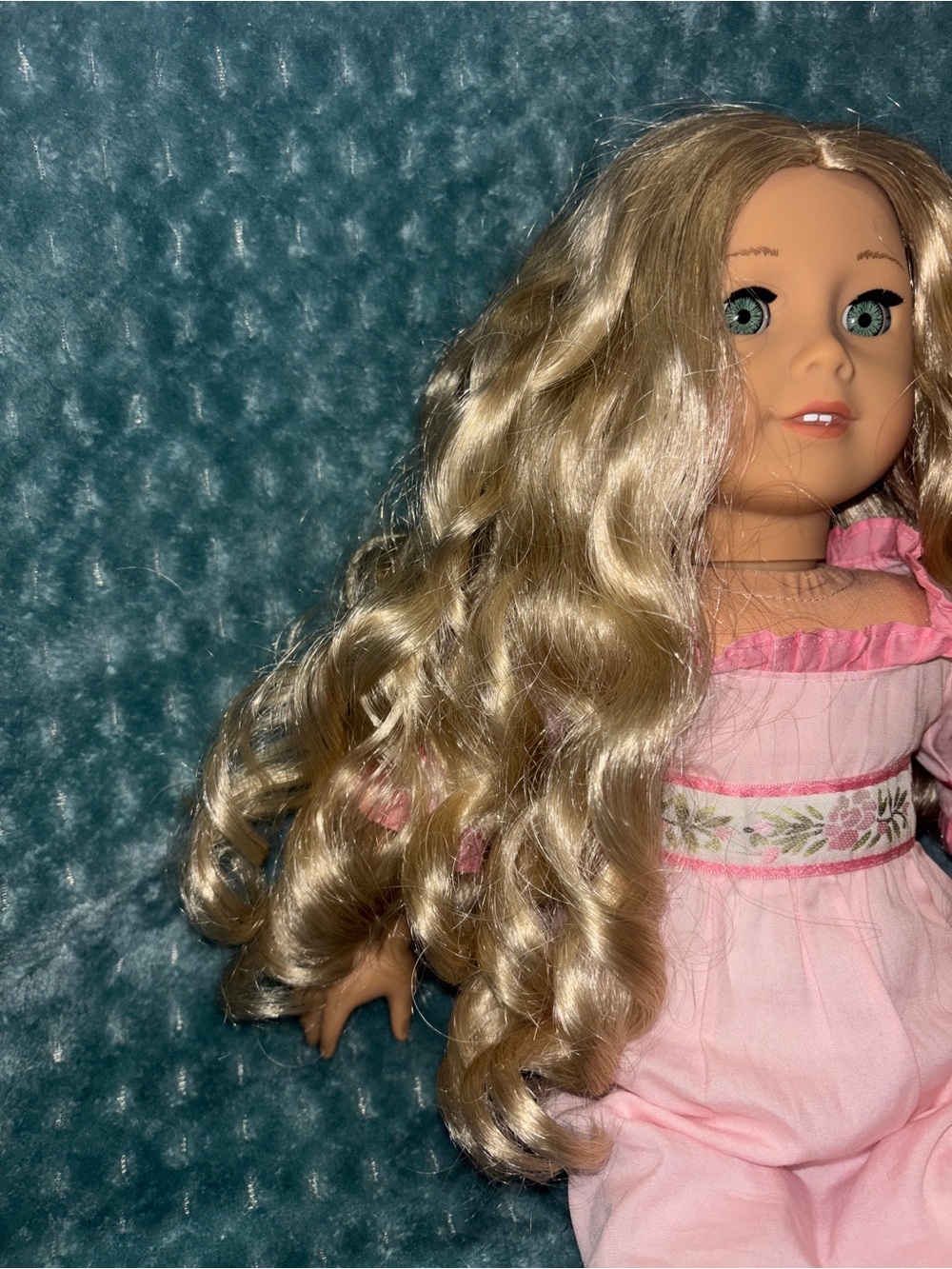 American Girl Caroline Abbott Doll in Light Pink Outfit - Picture 13 of 14